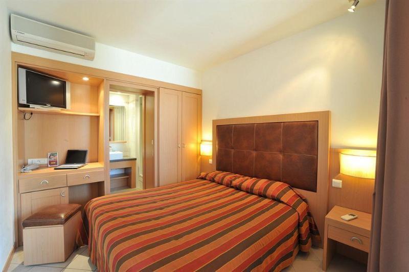 Ibis Budget Cannes موجا المظهر الخارجي الصورة