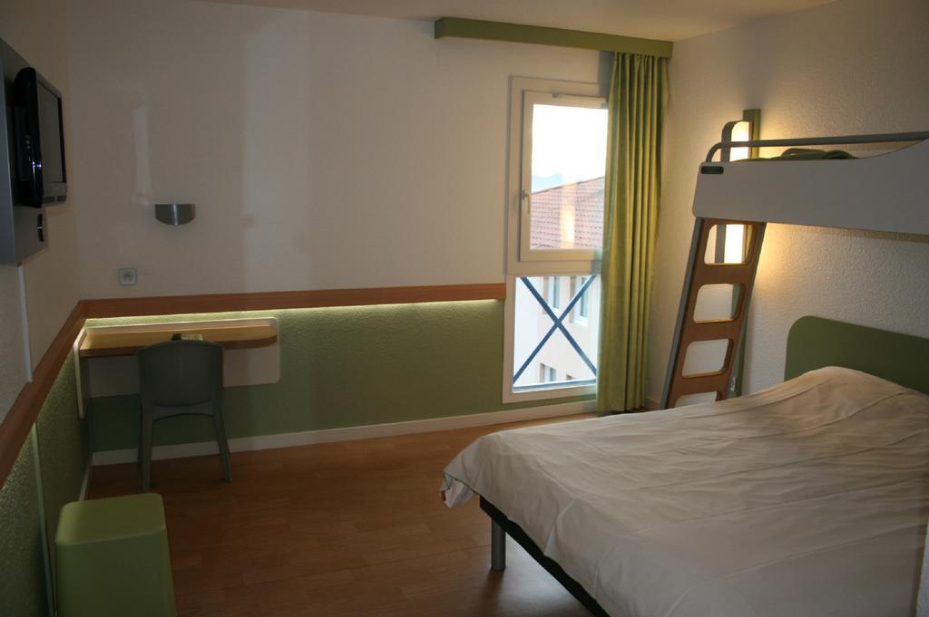 Ibis Budget Cannes موجا الغرفة الصورة